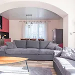 Apartment Vallikaeaeru *