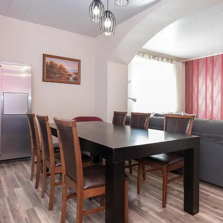 Apartamento Vallikaeaeru Pärnu